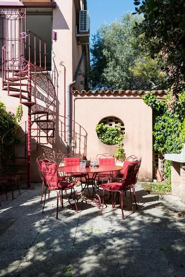Secret Garden Apartment Venice